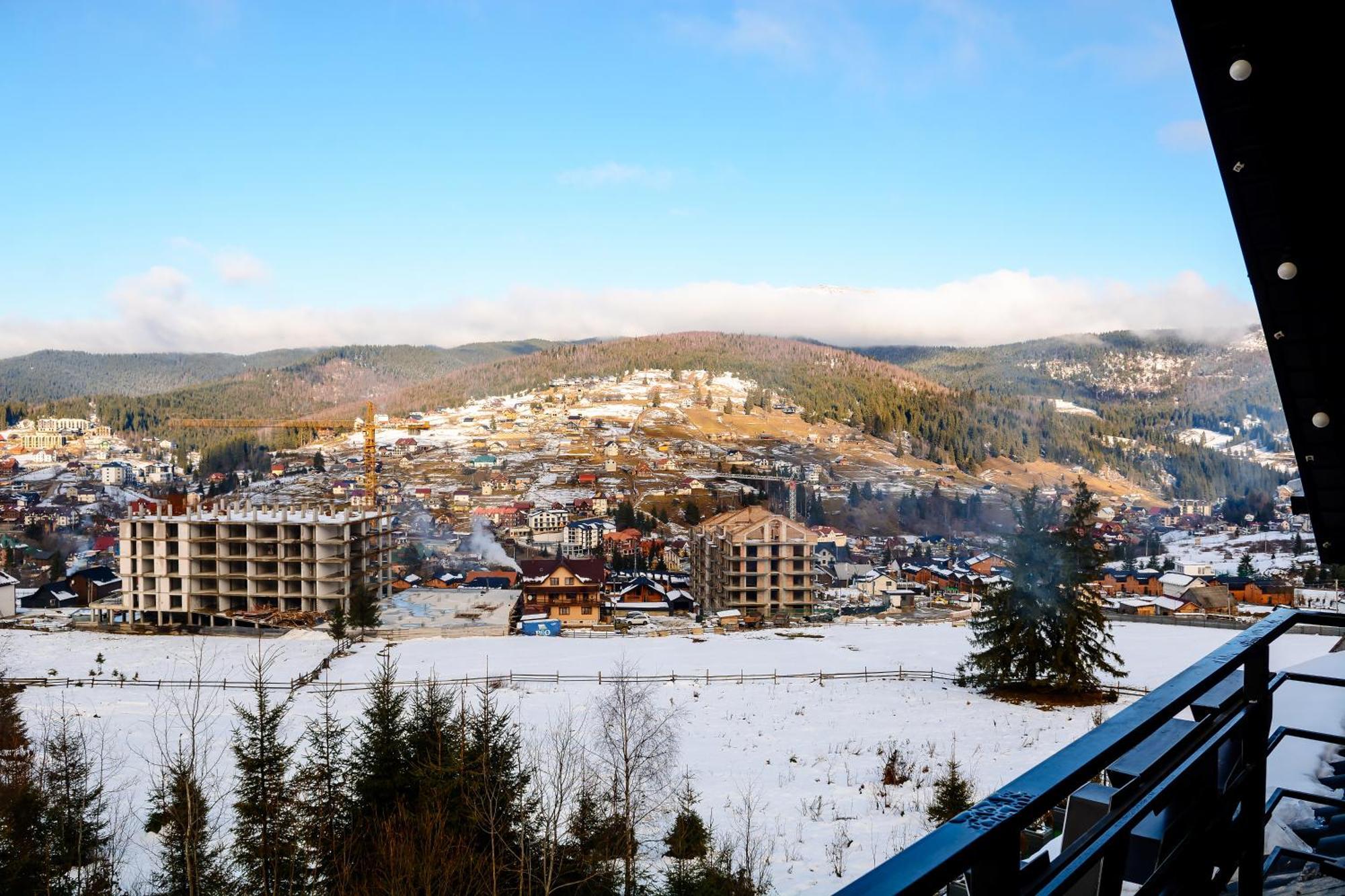 Севеней Готель Bukovel Ngoại thất bức ảnh